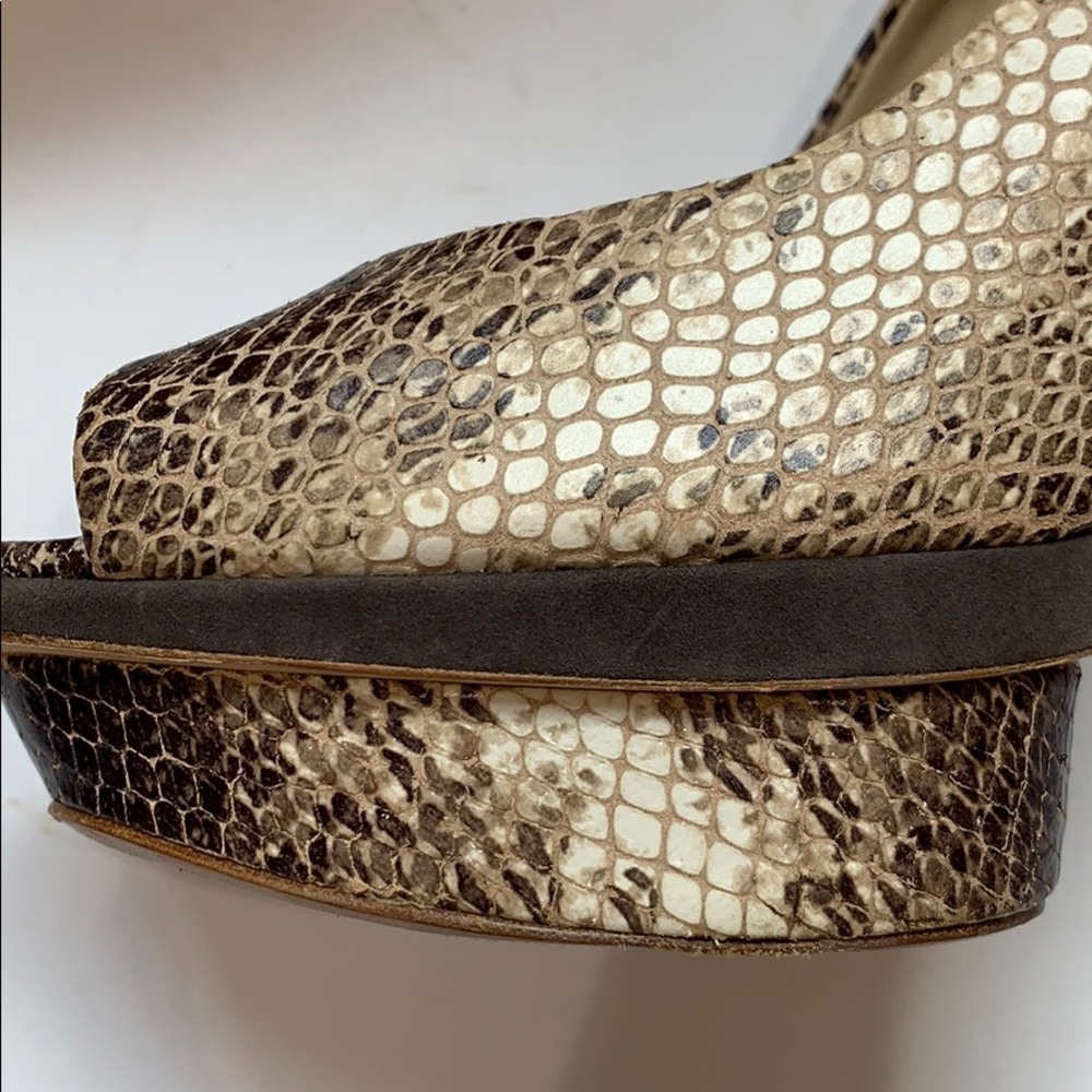 Shoes - Picture 9 of 9